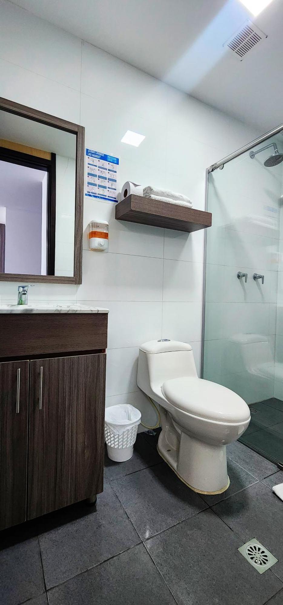 Hotel Be Suites Cali Bagian luar foto