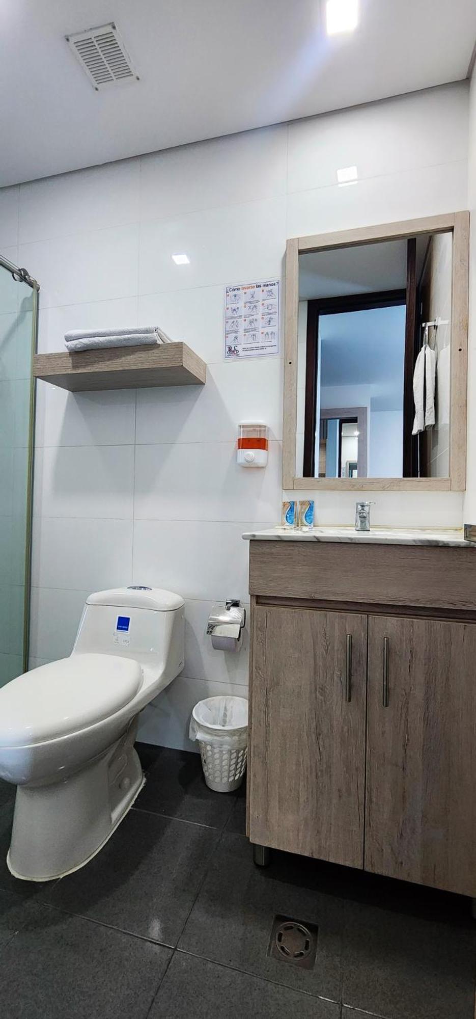 Hotel Be Suites Cali Bagian luar foto